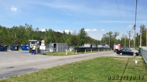 Pożar w sortowni przy ul. Turystycznej w Nadarzynie